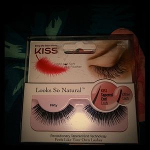 Kiss eye lashes